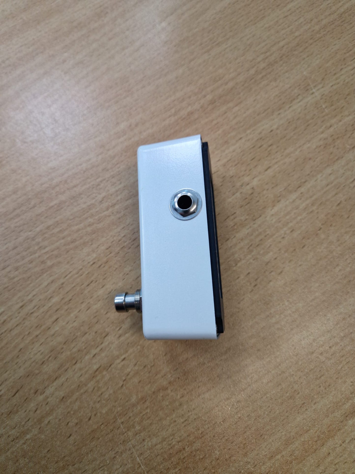 Donner DT Deluxe Tuner Pedal Boxed with Instructions – 12m Warranty