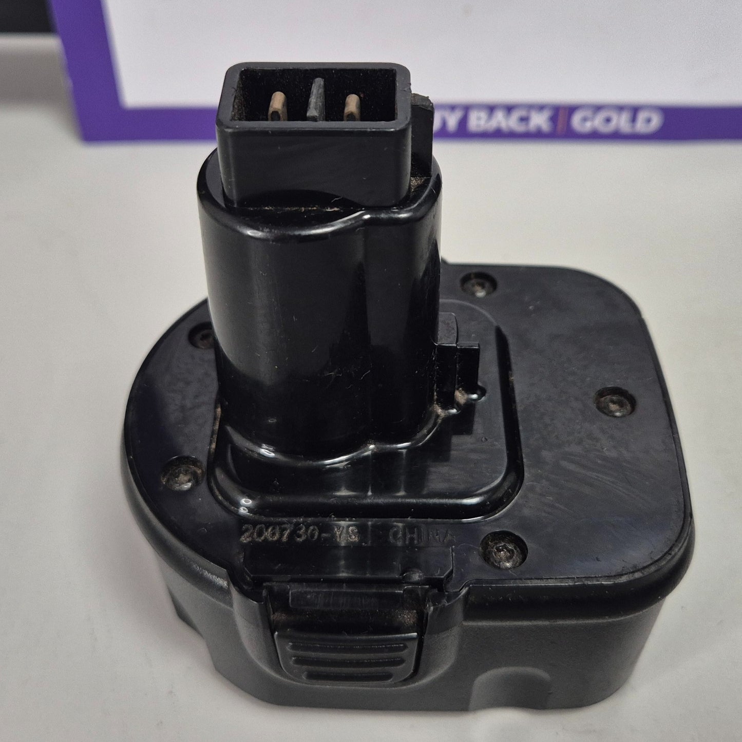 DEWALT DW907 DRILL, 2 BATTS AND CHARGER