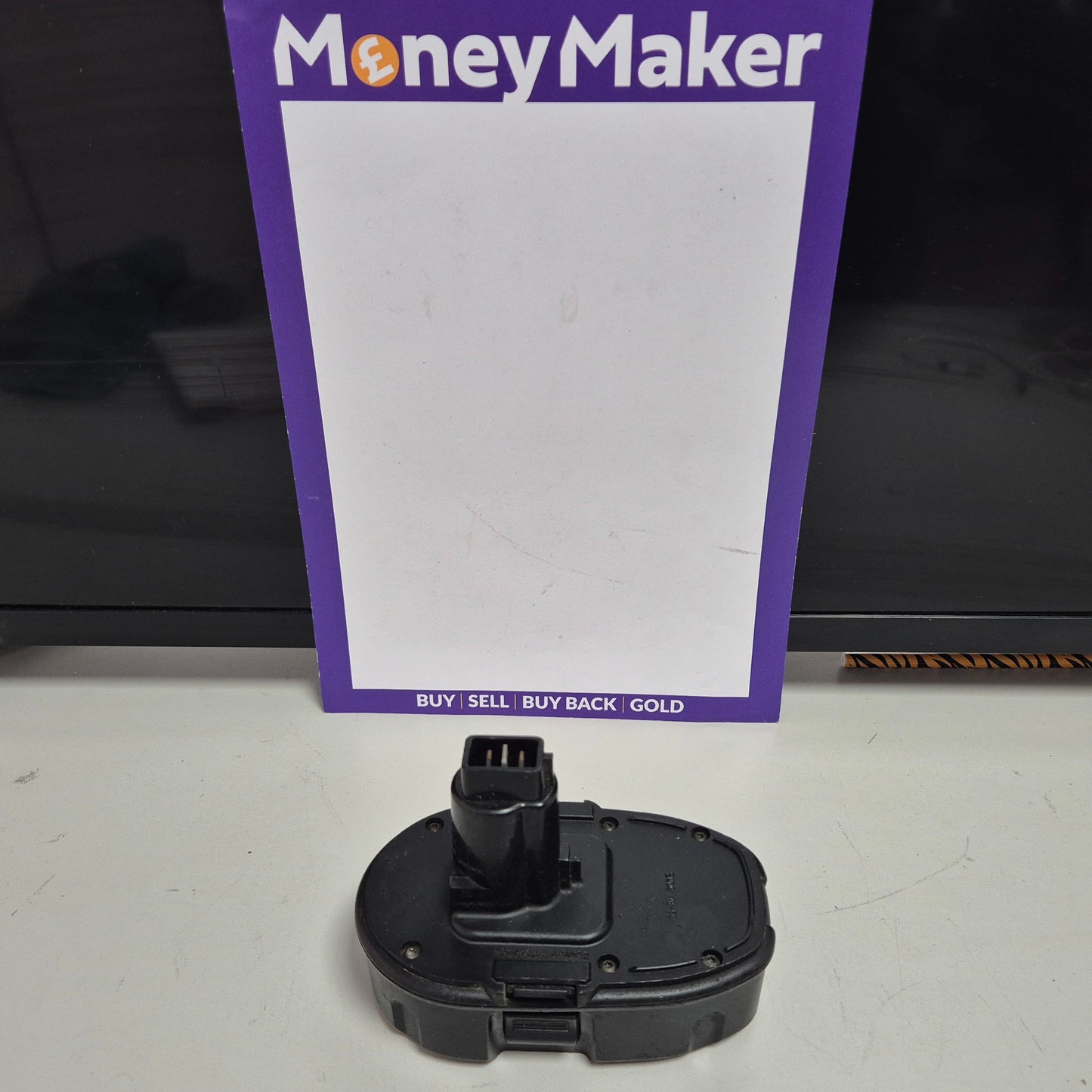 DEWALT DRILL DC275, 2XBATTS AND CHARGER