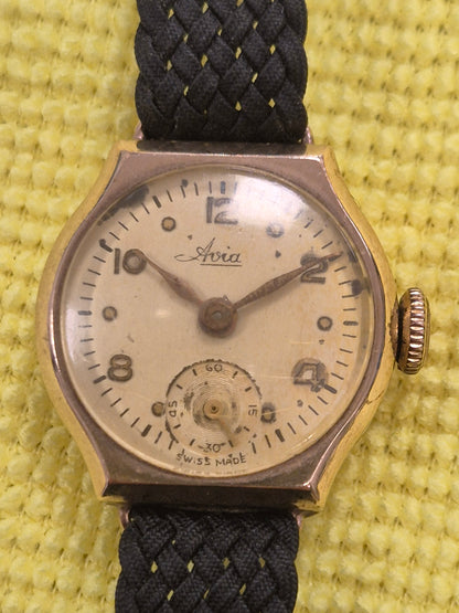 1940'S AVIA 9CT GOLD LADIES WATCH MANUAL WIND WATCH