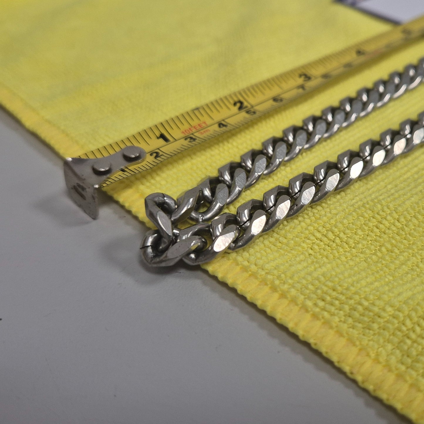 BASE METAL CLOSE-LINK CURB NECKLACE