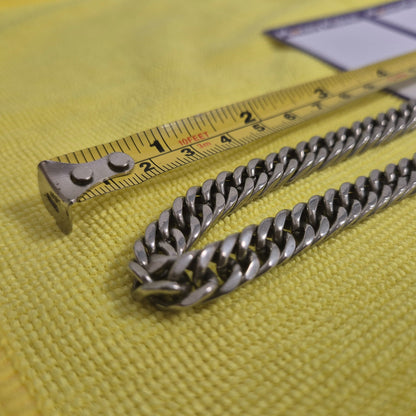 BASE METAL CLOSE-LINK CURB NECKLACE