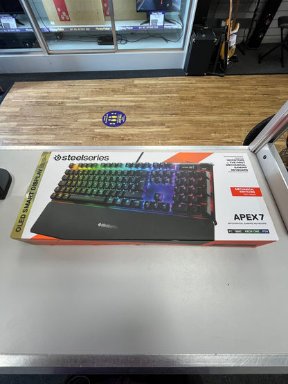 SteelSeries apex 7 wired gaming keyboard