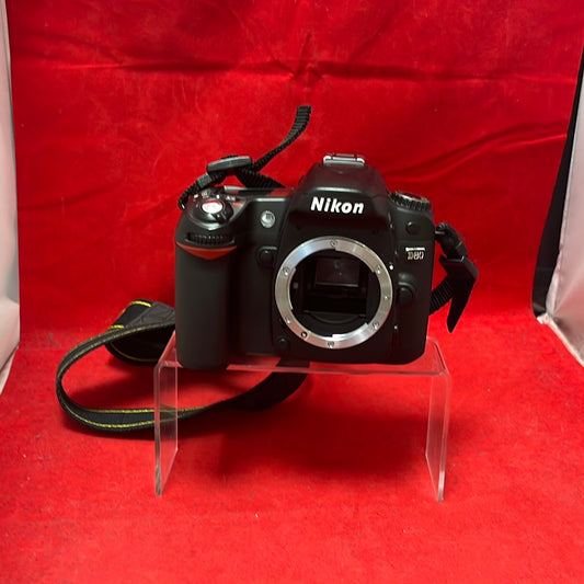 Nikon D80 - Money Maker 