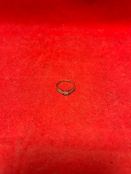 9ct Gold Ring (375)