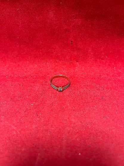 9ct Gold Ring (375)