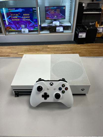 Xbox One S